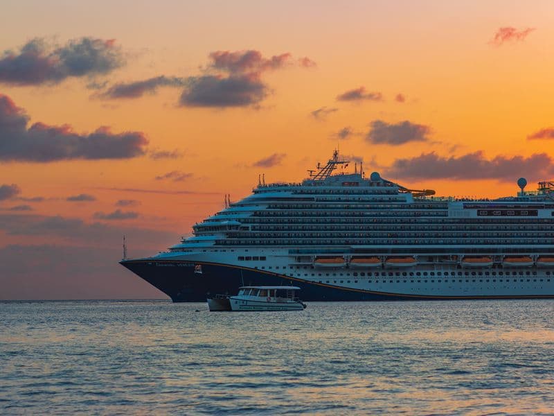 Selectum Blue Cruise ile Sezon Boyunca Yunan Adaları Gemi Seyahati